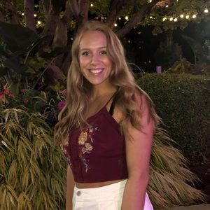 Meet your Posher, Ayana